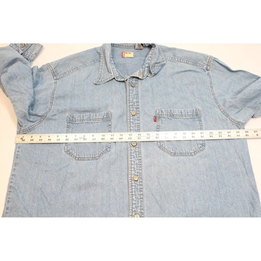 Levis Red Tab Denim Shirt Mens L Light Wash Long Sleeve Button Down 60560-1316